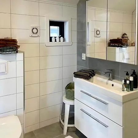 Feriehus Modern Seaside Bomlo