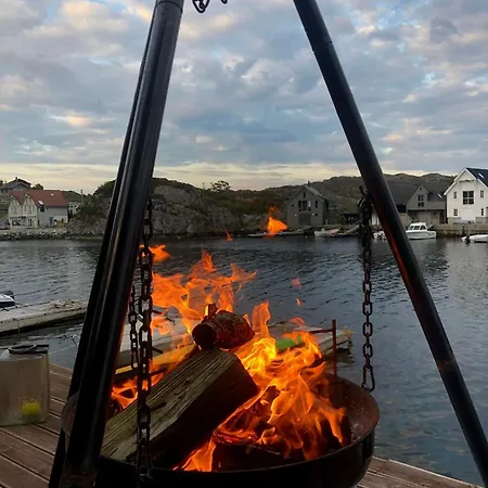 Feriehus Modern Seaside Bomlo