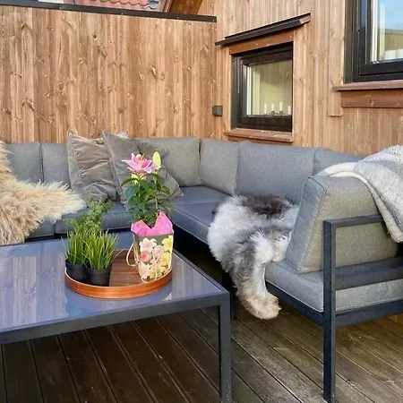 Modern Seaside Holiday home Bomlo
