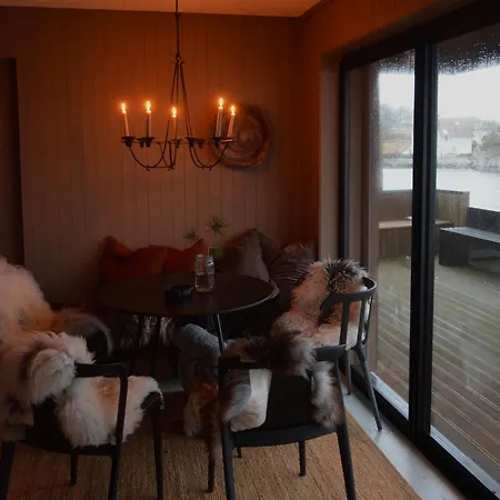 Modern Seaside *