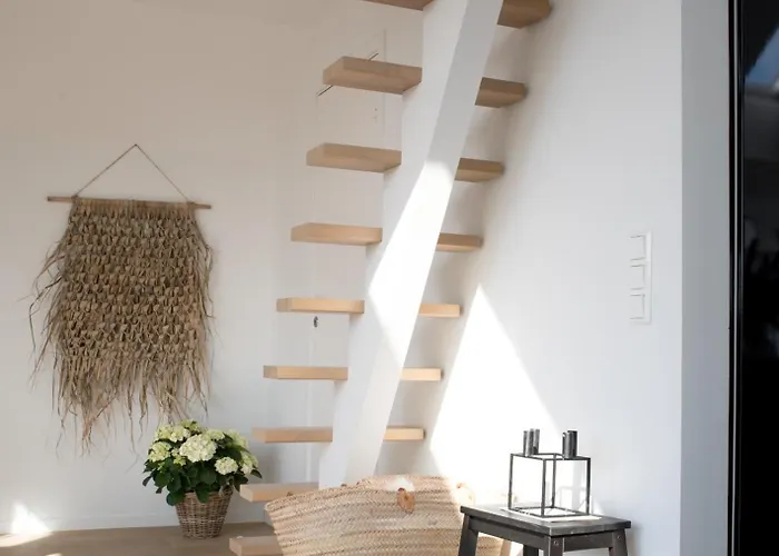 Modern Seaside 度假居